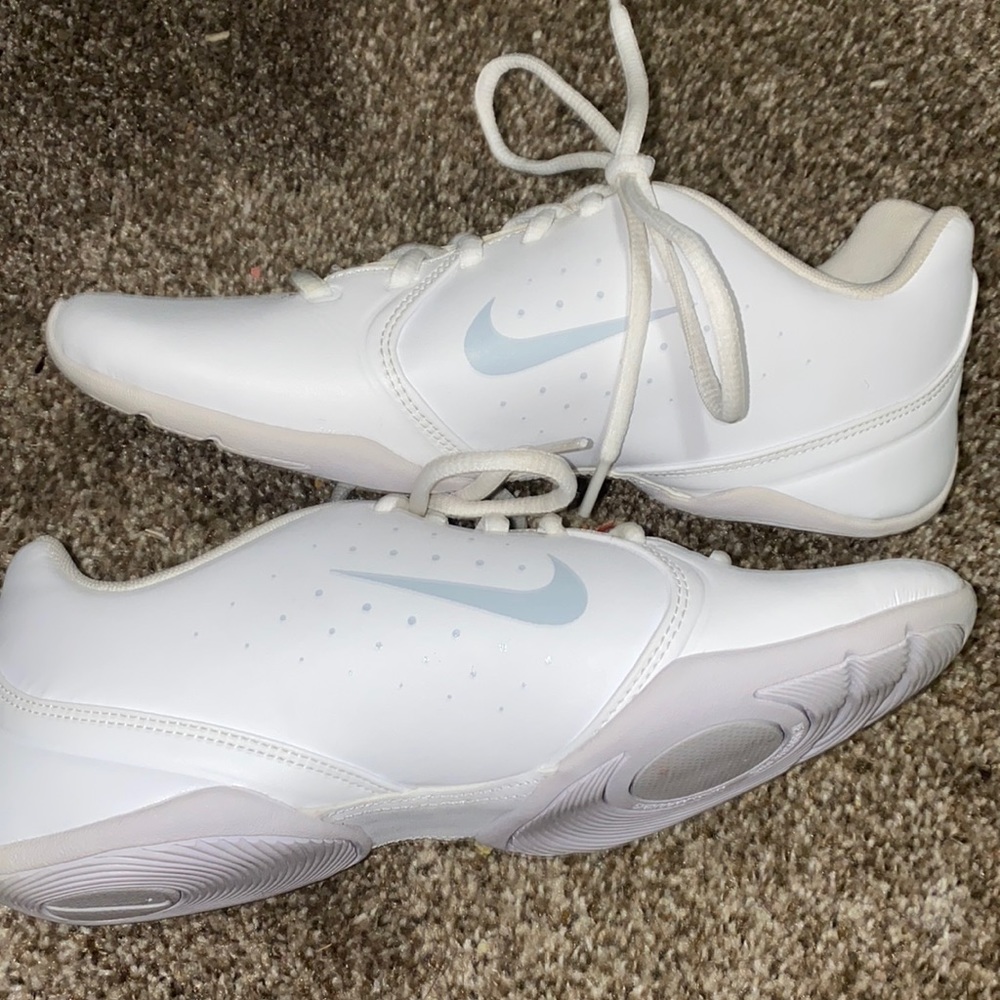 sideline nike cheer shoes